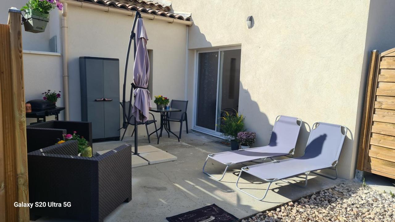 Mas Gabelys Superbe Vue Sainte Victoire Jardin Terrasse Et Piscine Apartment Trets Exterior photo