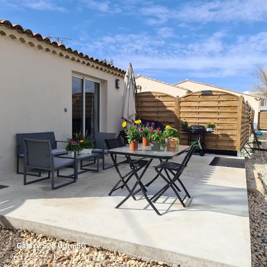 Mas Gabelys Superbe Vue Sainte Victoire Jardin Terrasse Et Piscine Apartment Trets Exterior photo
