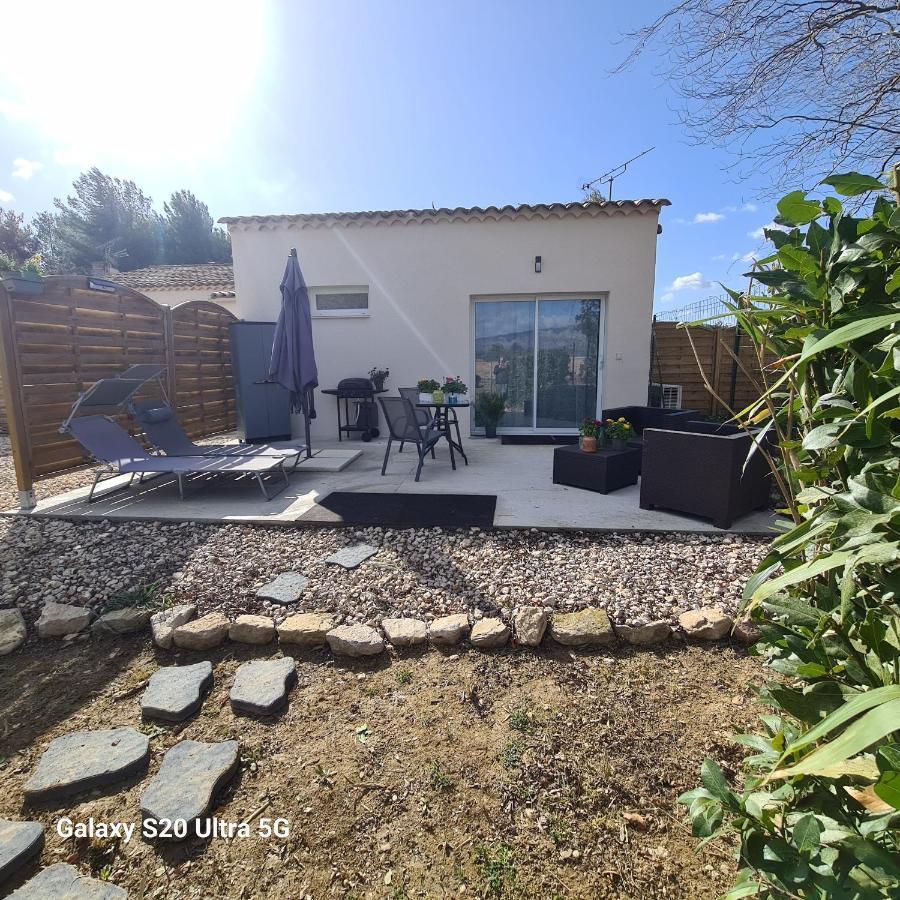 Mas Gabelys Superbe Vue Sainte Victoire Jardin Terrasse Et Piscine Apartment Trets Exterior photo