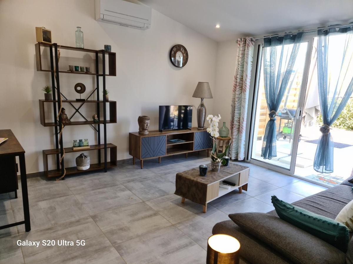 Mas Gabelys Superbe Vue Sainte Victoire Jardin Terrasse Et Piscine Apartment Trets Exterior photo
